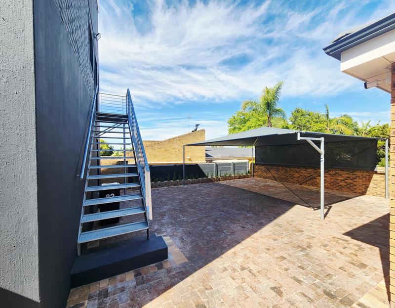 To Let 1 Bedroom Property for Rent in Vierlanden Western Cape